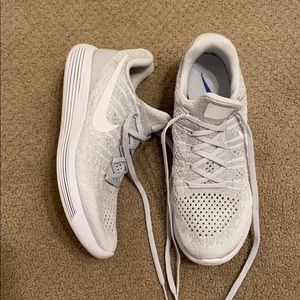 Nike Lunarlon Sneakers (White)